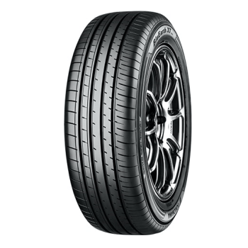 235/55R19 101V BluEarth-XT AE61